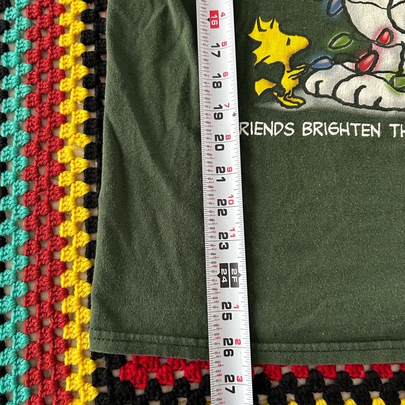 Vintage Y2K Snoopy Christmas Friends Woodstock Peanuts Graphic T-Shirt X… - Picture 9 of 11